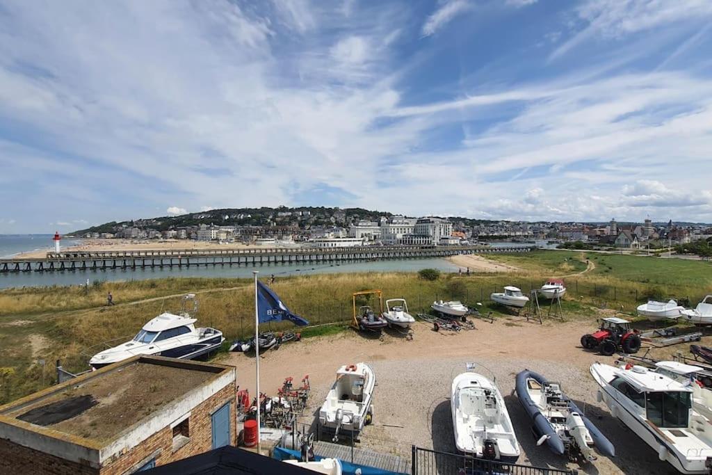 Le Cocooning-Studio Deauville Marina Avec Terrasse Vue Mer Et Plage Kültér fotó