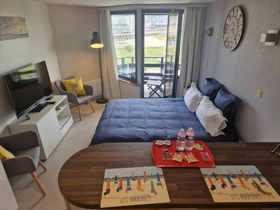Le Cocooning-Studio Deauville Marina Avec Terrasse Vue Mer Et Plage Kültér fotó